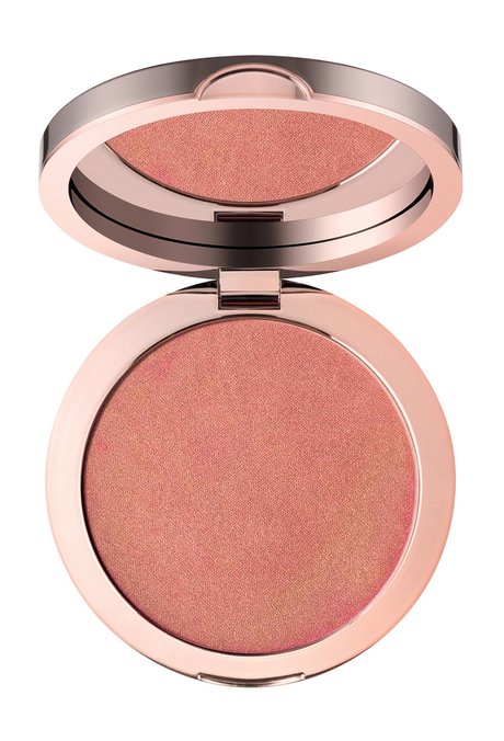 Delilah Pure Light Illuminating Powder